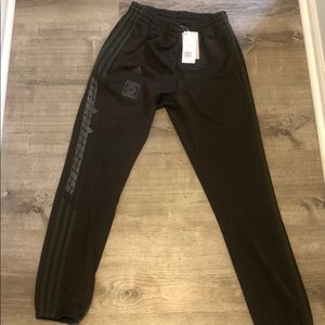 adidas yeezy pants